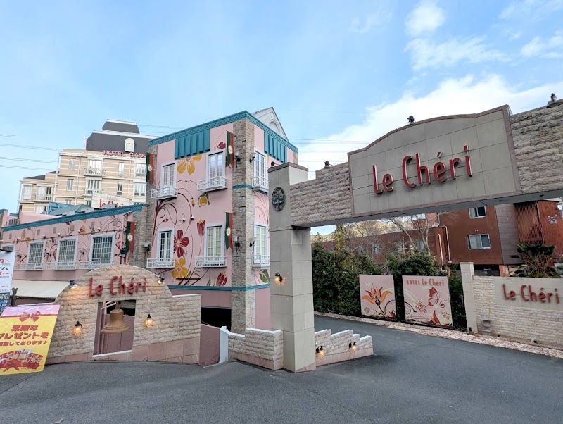 ホテル ルシェリ 姫路 外観