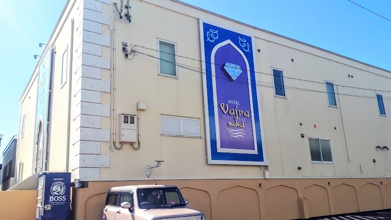 HOTEL Vajra Mahal 外観
