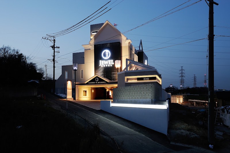 JEWEL HOTEL -LUXURY & MODERN- 外観