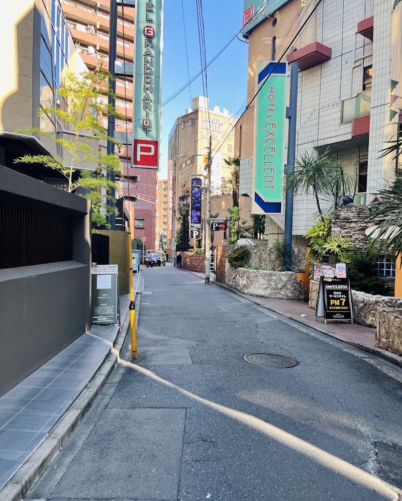 ホテル エクセレント 外観