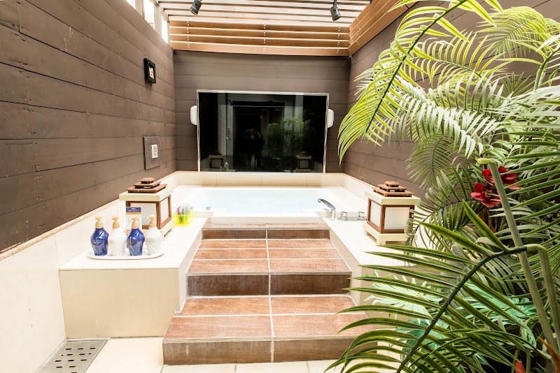 HOTEL W-BAGUS 外観