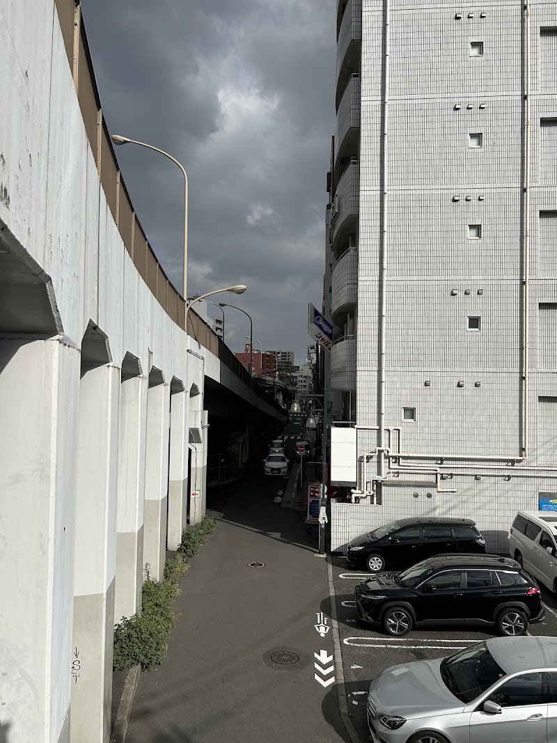 シャルム鶯谷II 外観