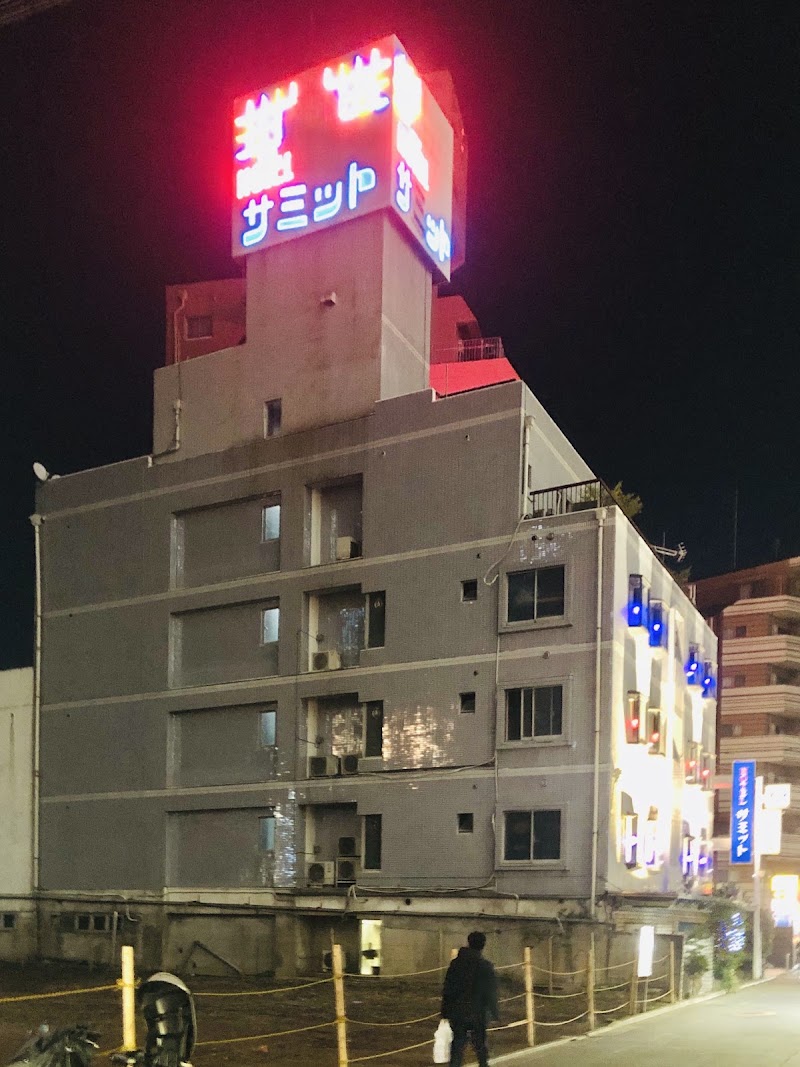 ホテル サミット 外観