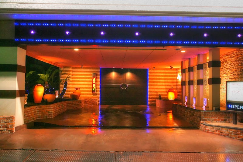 ASIAN RESORT HOTEL VOGUE 外観