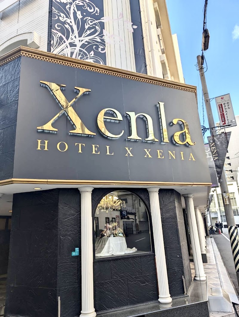 Xenia十三店 外観