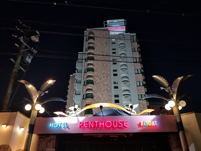 ホテル ペントハウス 外観