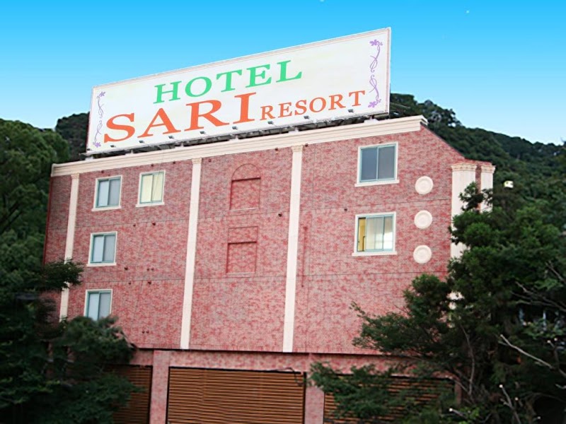 SARI リゾート大東店 外観