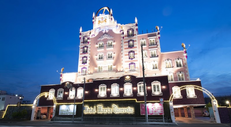 Maria・Theresia（マリア・テレジア） 高槻店 外観